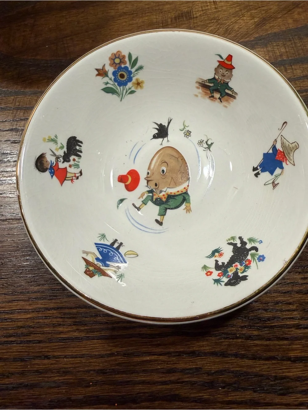 Arklow kiddies table setting Humpty Dumpty set